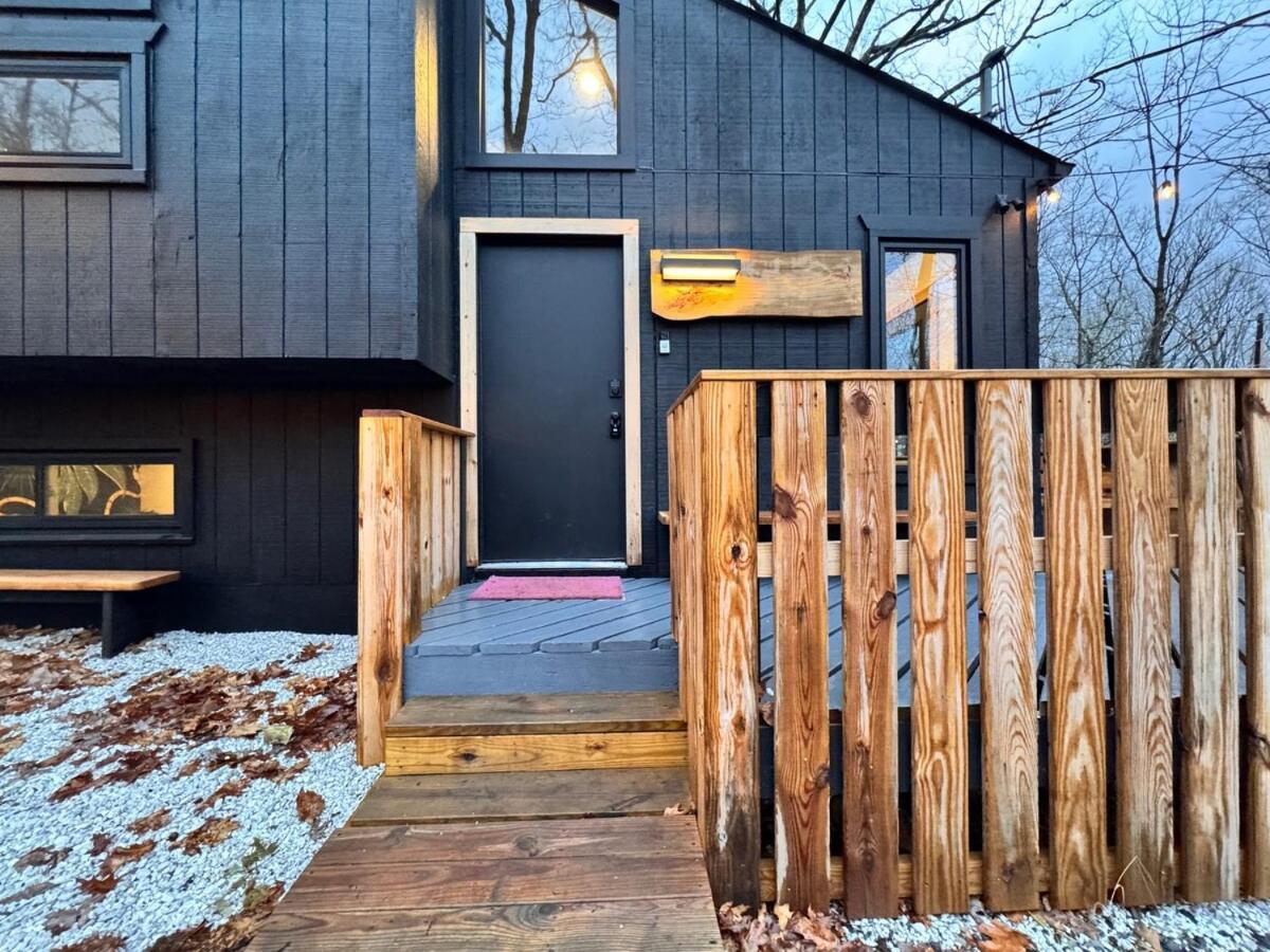 1hr From Nyc Near To Parks, Downtwn, Hikes Holiday home