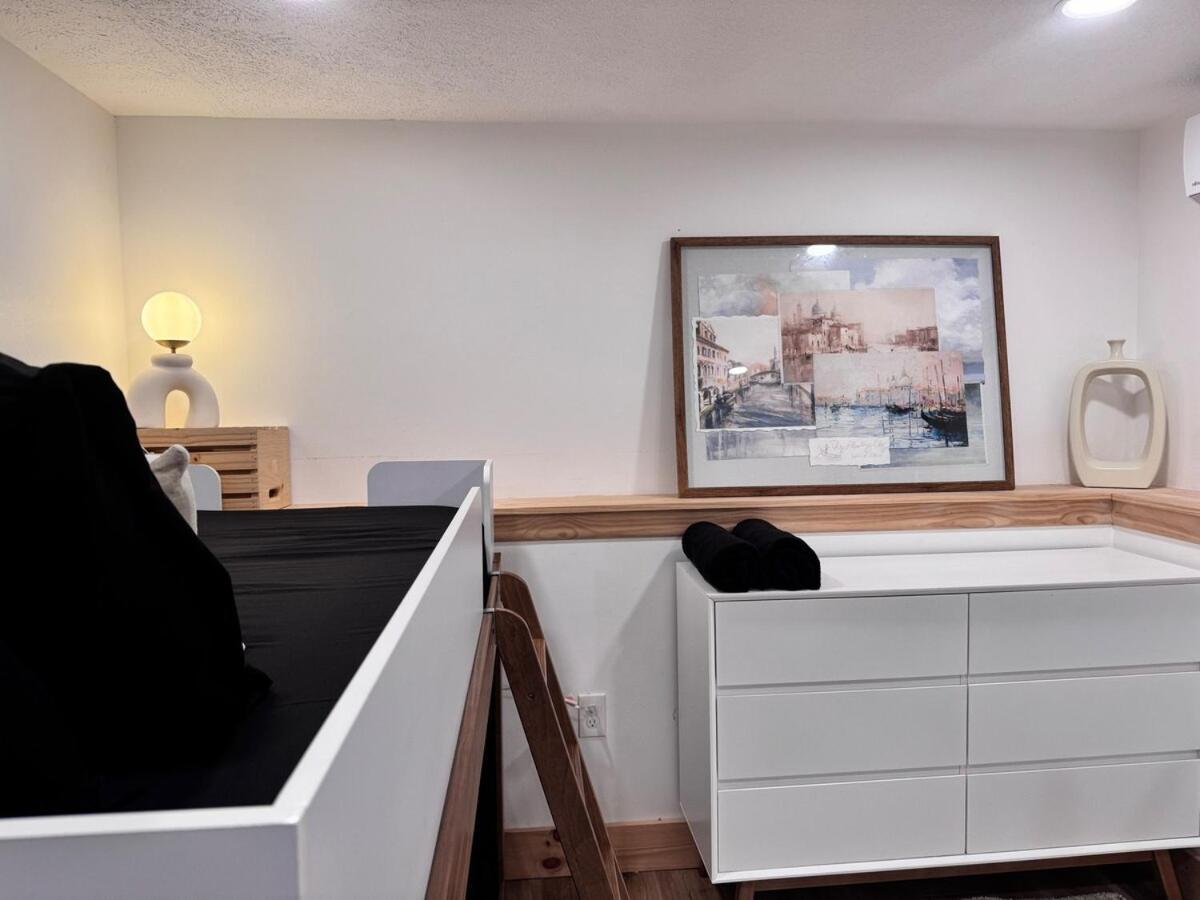 Holiday home 1hr From Nyc Near To Parks, Downtwn, Hikes East Stroudsburg