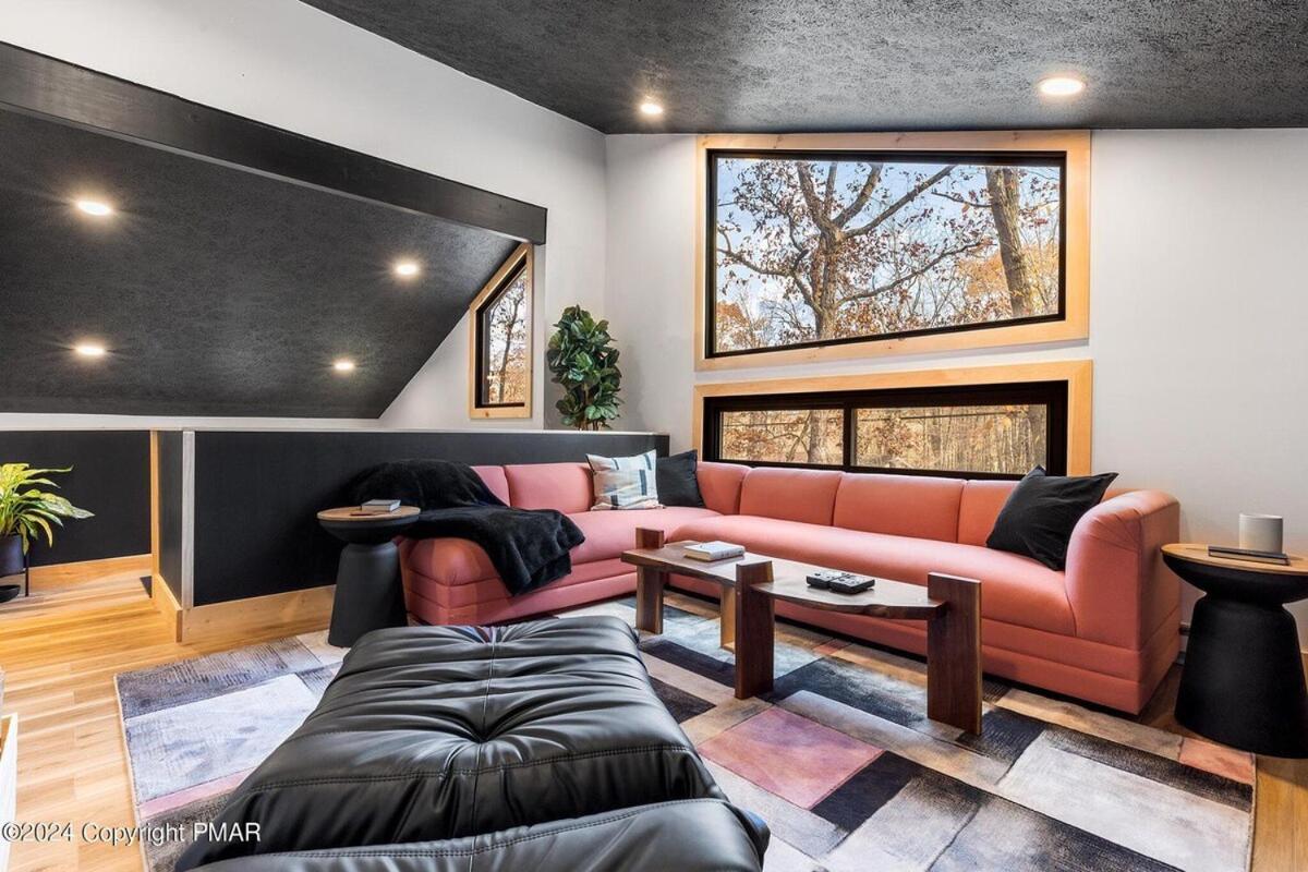 1hr From Nyc Near To Parks, Downtwn, Hikes *